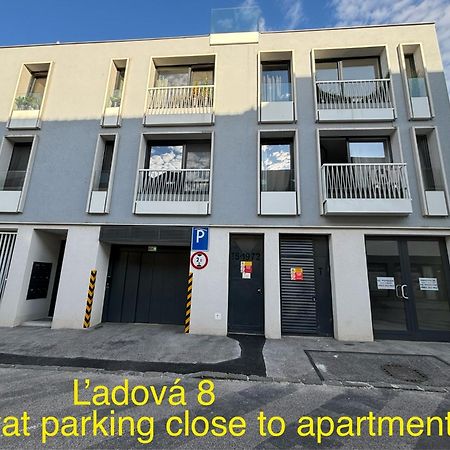 New Apartment 6 - Self Check In, Free Parking Bratislava Dış mekan fotoğraf